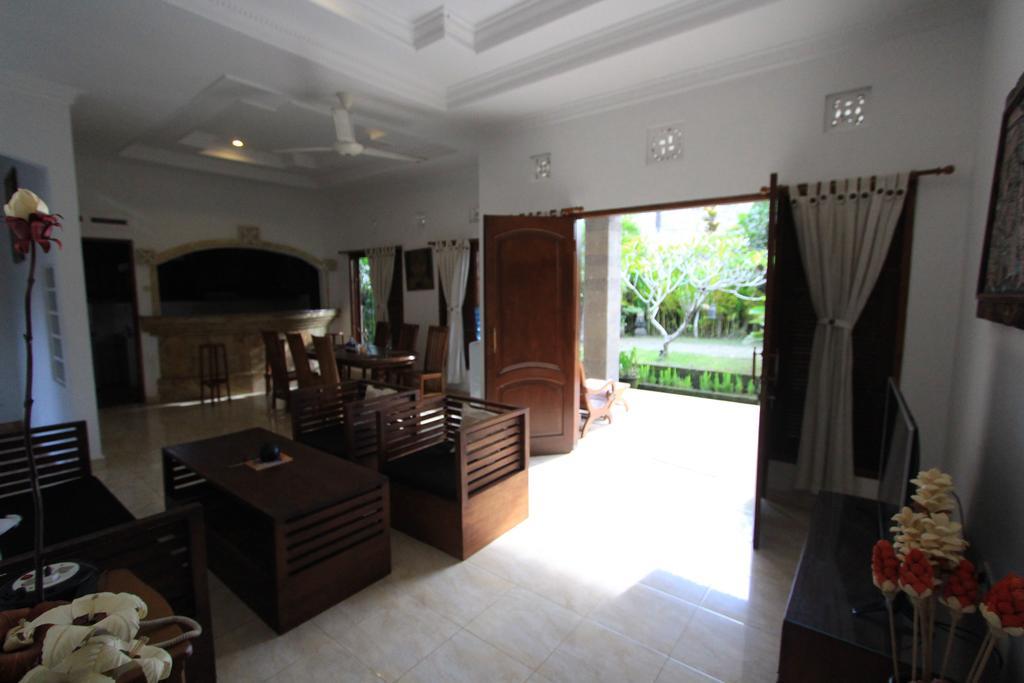 Graha Rusni Villa Ubud  Luaran gambar